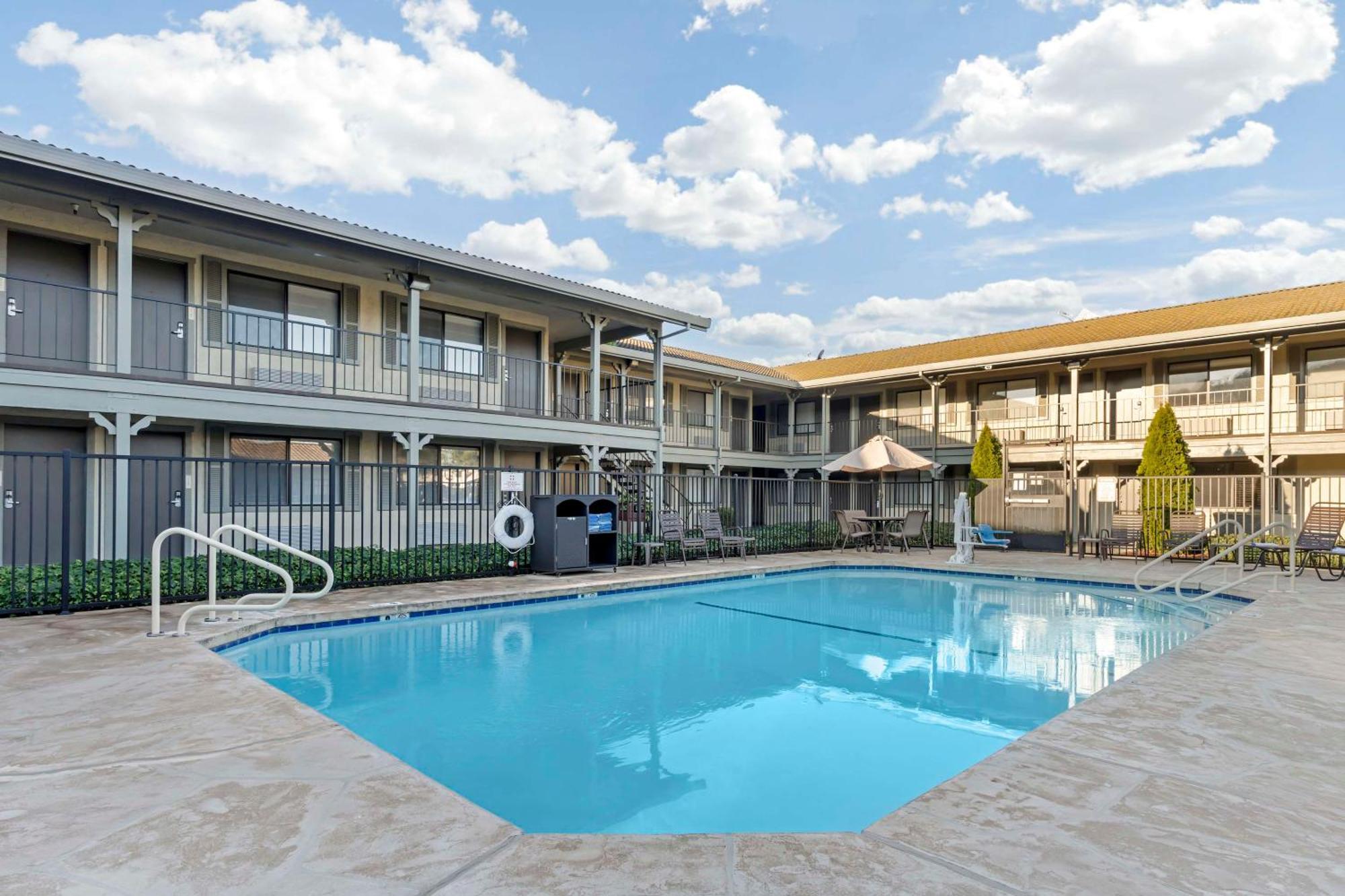 Hotel Western Cordelia