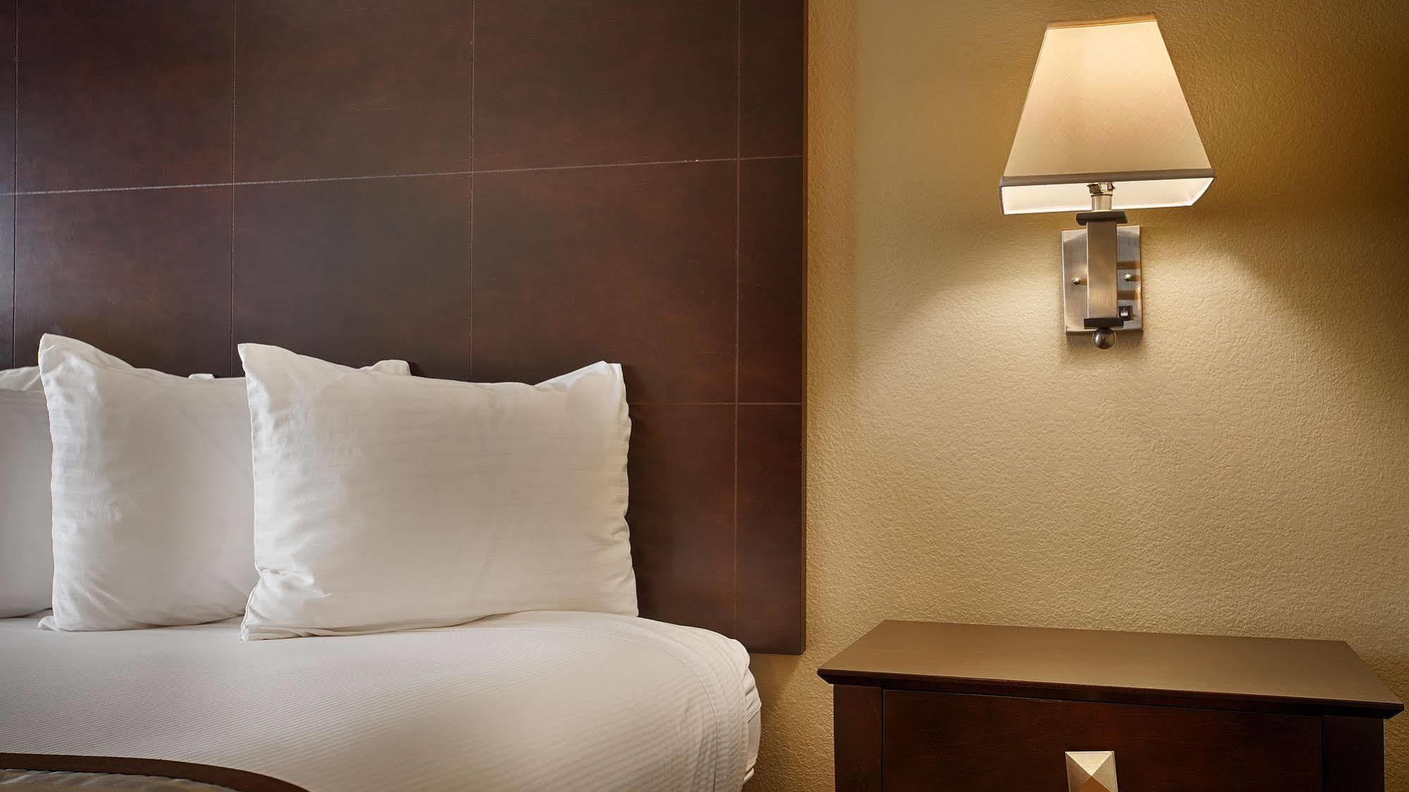 Western Hotel 3*