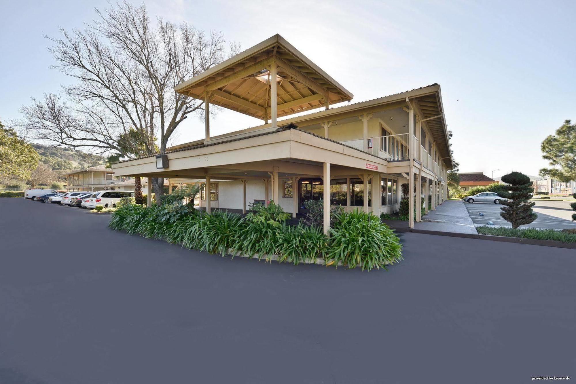 Best Western Hotel 3*
